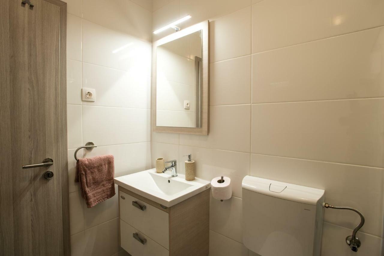 Apartments Omorfia Kraljevica Exterior photo